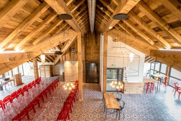 Hotel restaurant (73)